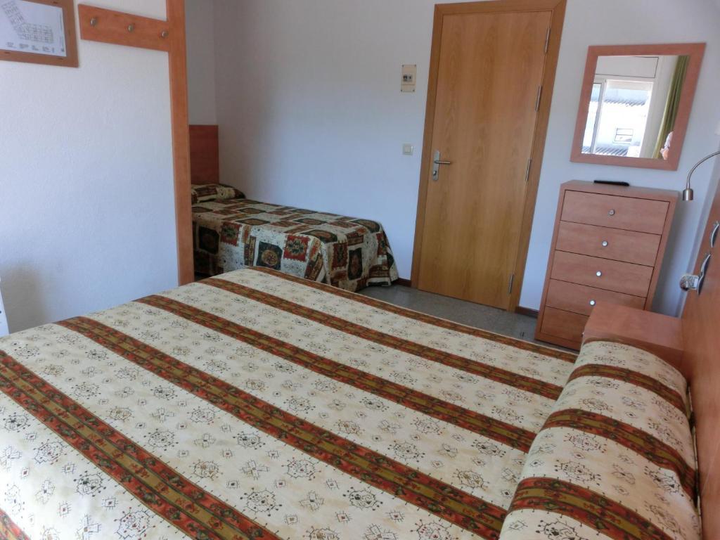 Hotel Can Catala L' Escala Pokój zdjęcie