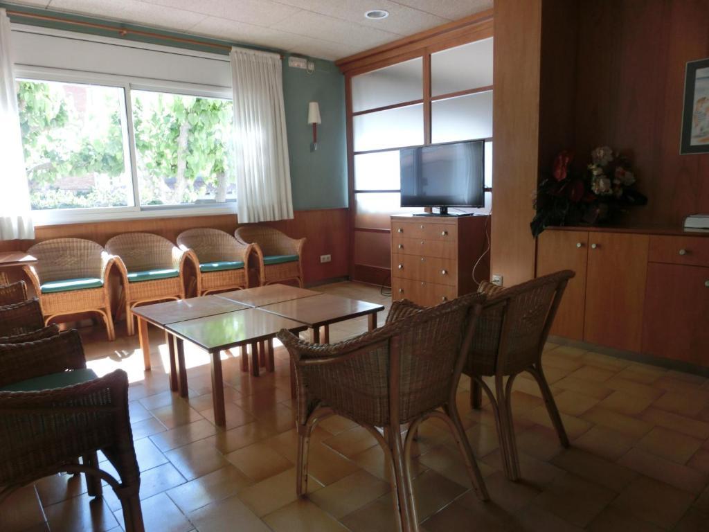 Hotel Can Catala L' Escala Zewnętrze zdjęcie