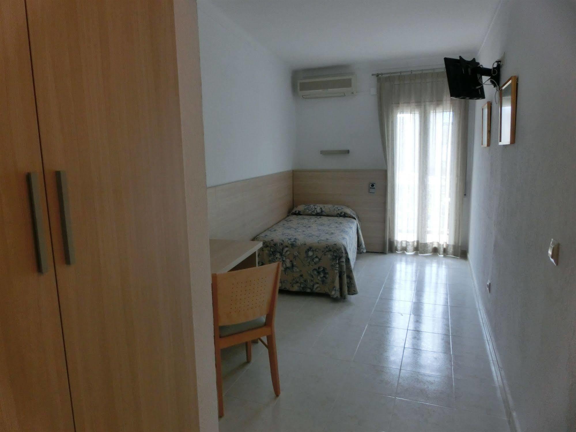 Hotel Can Catala L' Escala Zewnętrze zdjęcie